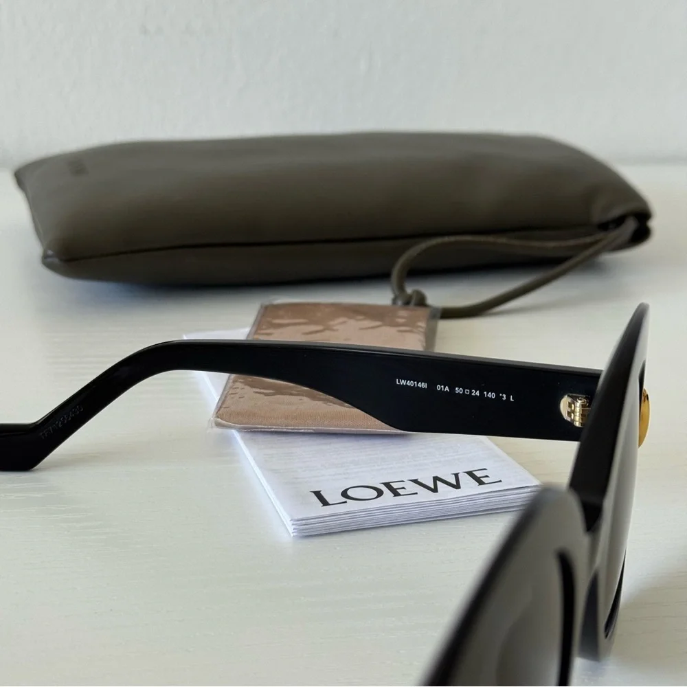 New! Loewe Black Round Sunglasses LW40146I 01A, Authentic